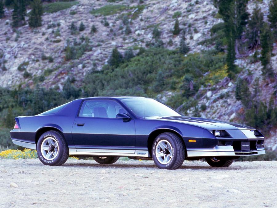  Chevrolet Camaro Z28 1982 года  (фото 9 из 14)